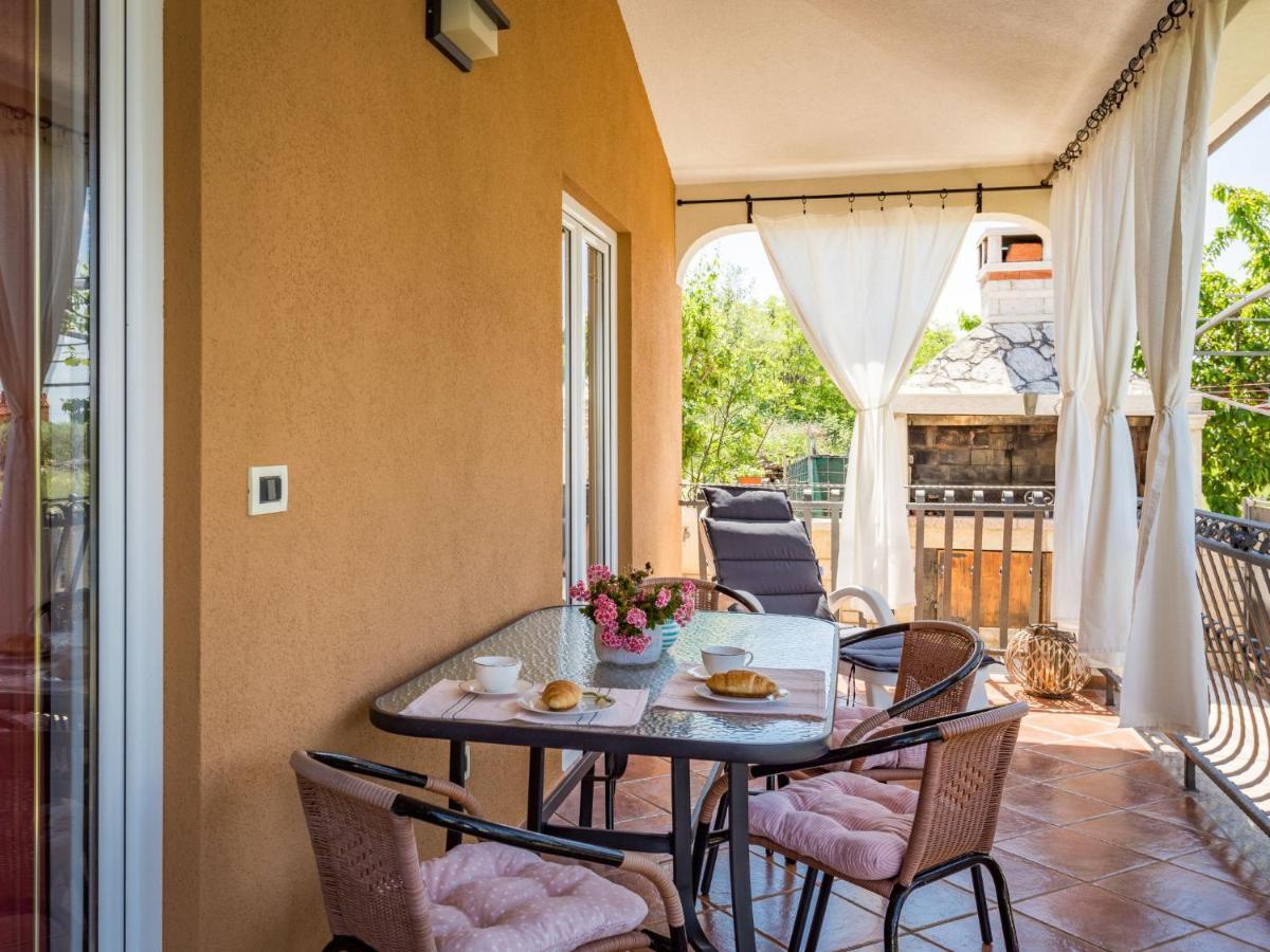 Apartment Cancar-1 By Interhome Porec Ngoại thất bức ảnh